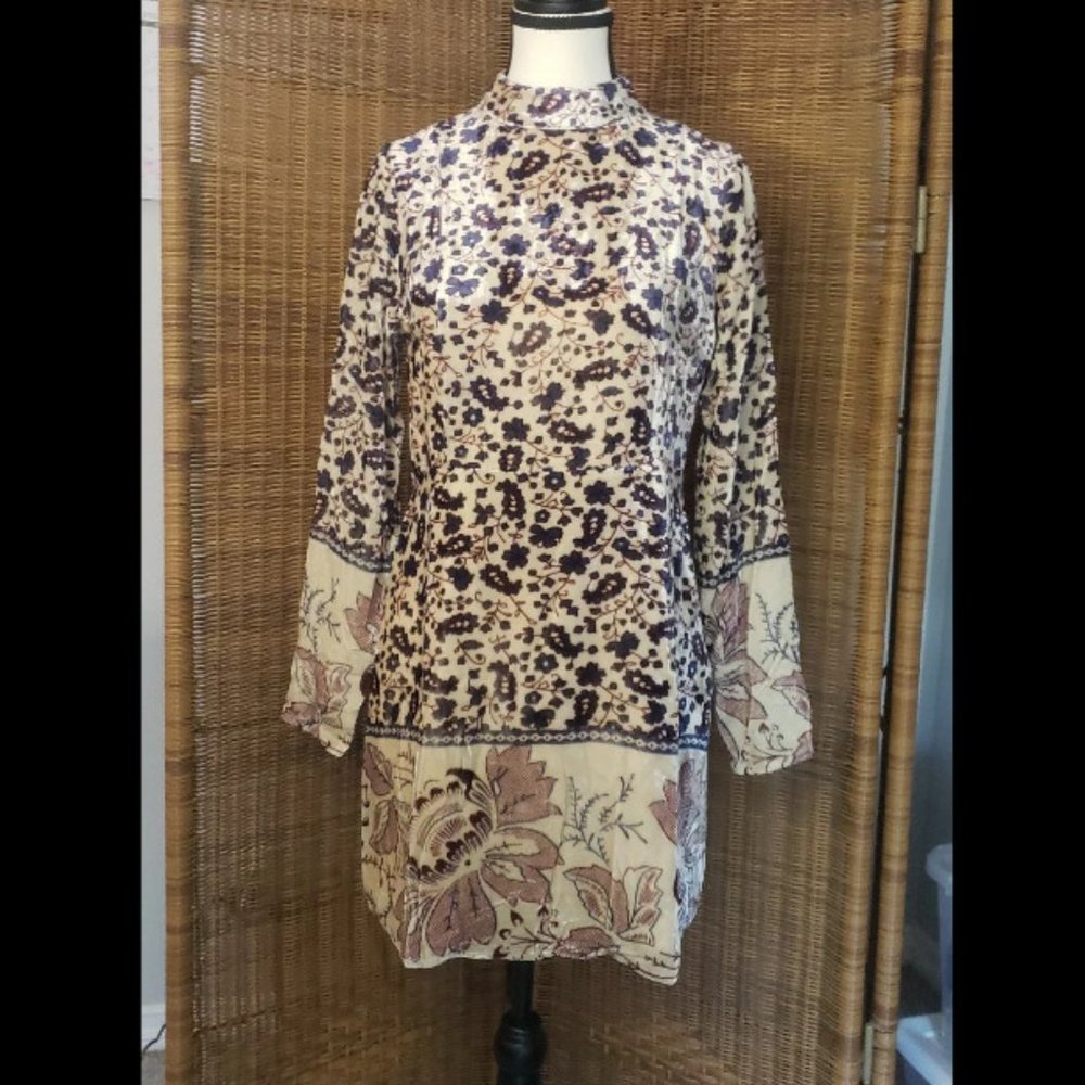 - Chaser boho velvet long sleeve mini dress size Med NWOT